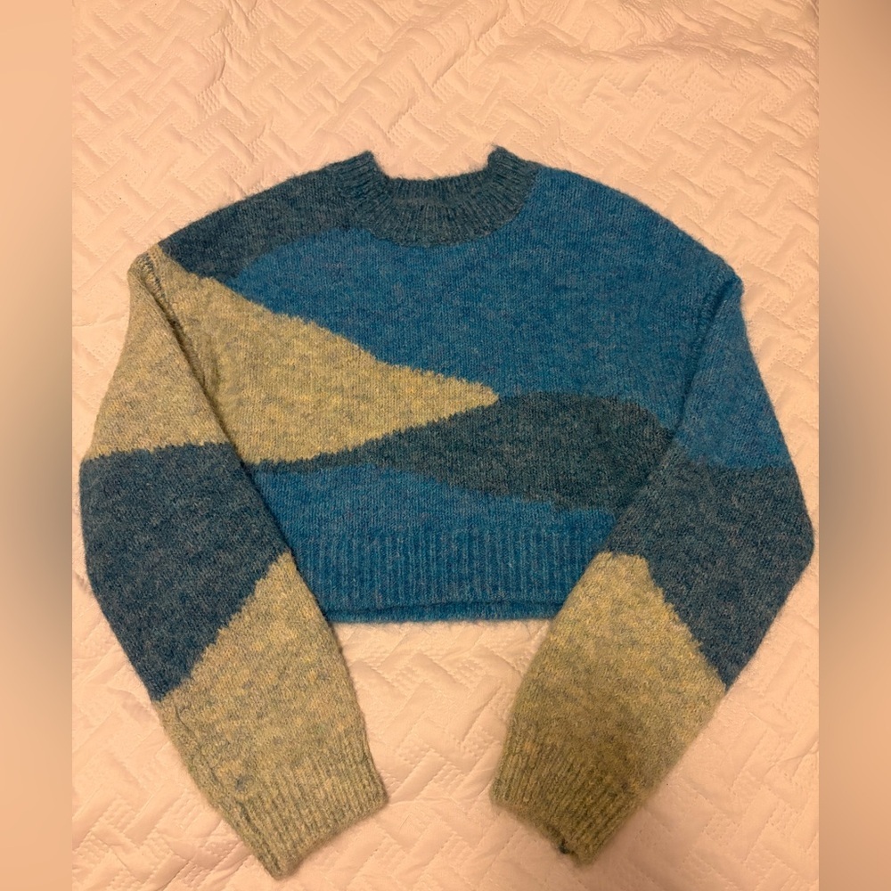 Lovers + Friends (Revolve) | Blue and Cream Sweater NWOT - Picture 2 of 5